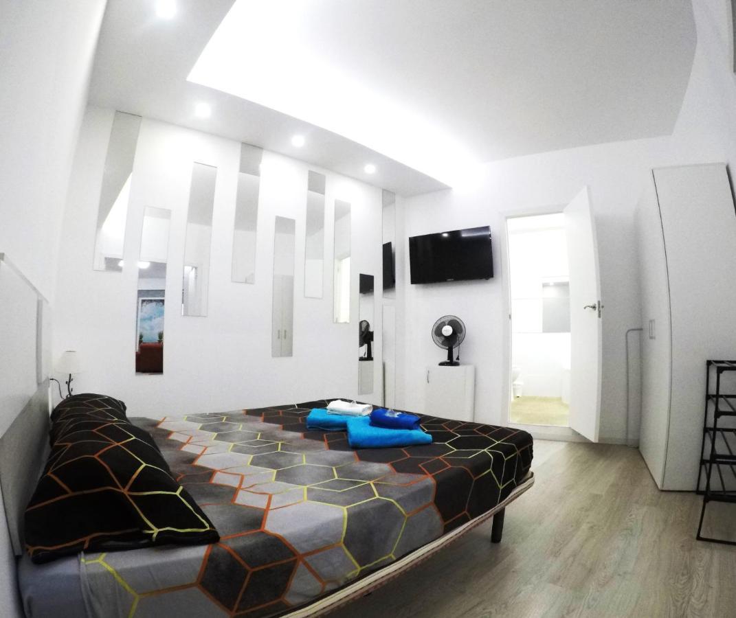 Fantastic 2 Bedrooms, Just 20 Meters From Ocean Playa de las Américas Dış mekan fotoğraf